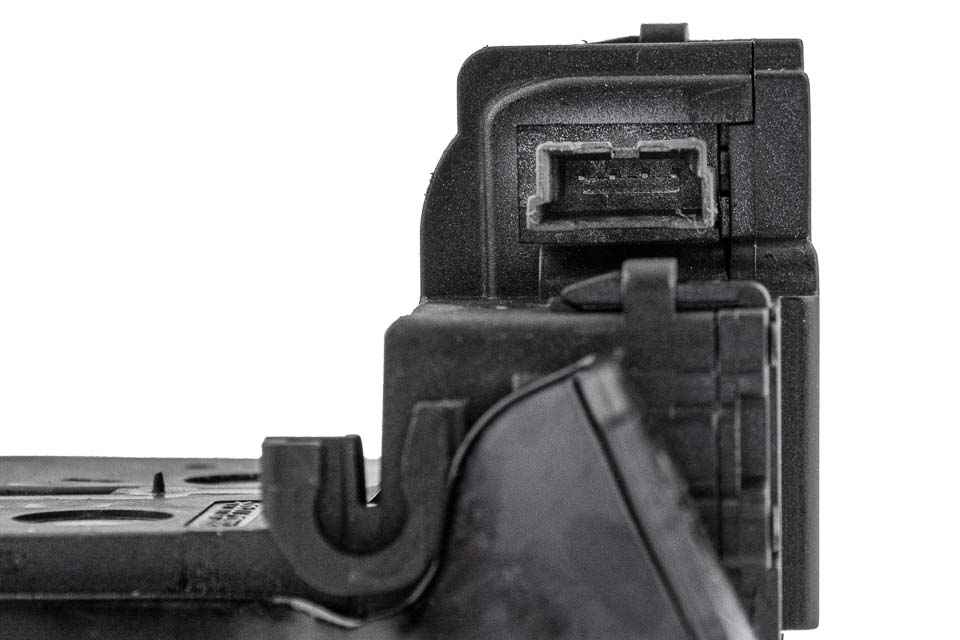 CERRADURA CENTRAL DEL MALETERO BMW 1 F20/F21