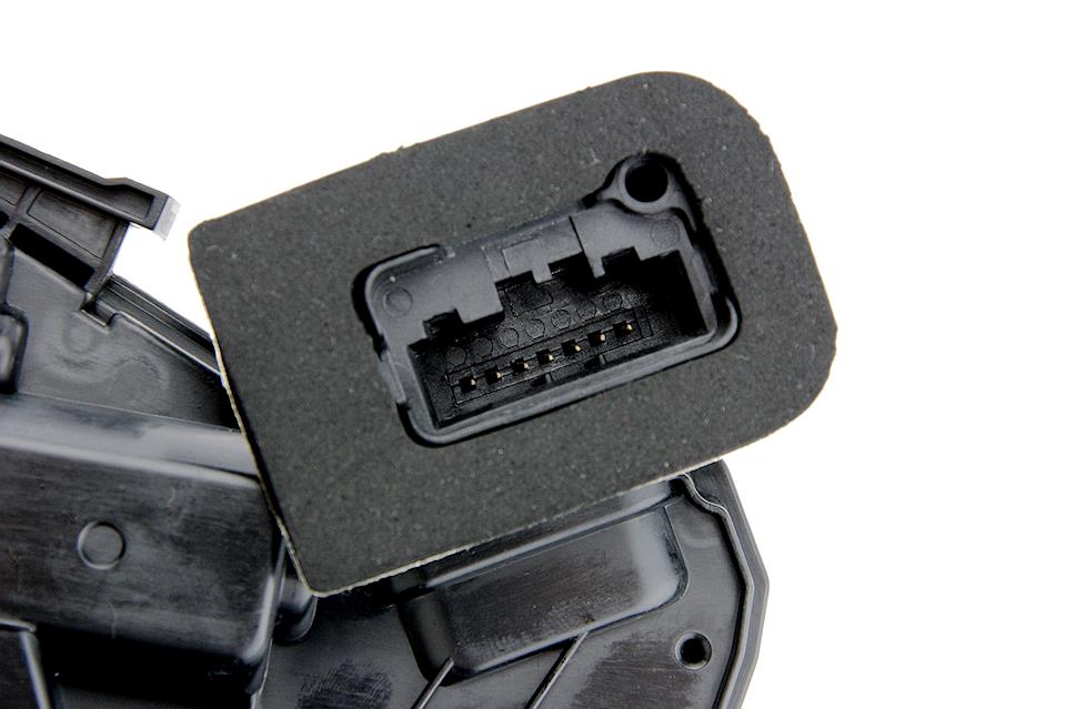 REAR RIGHT LOCK SEAT SKODA VW 5K4839016M 5K4839016 5K4839016R 5K4839016AG 5K4839016F